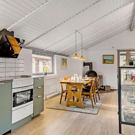 Feriehus Beautiful In With Wifi